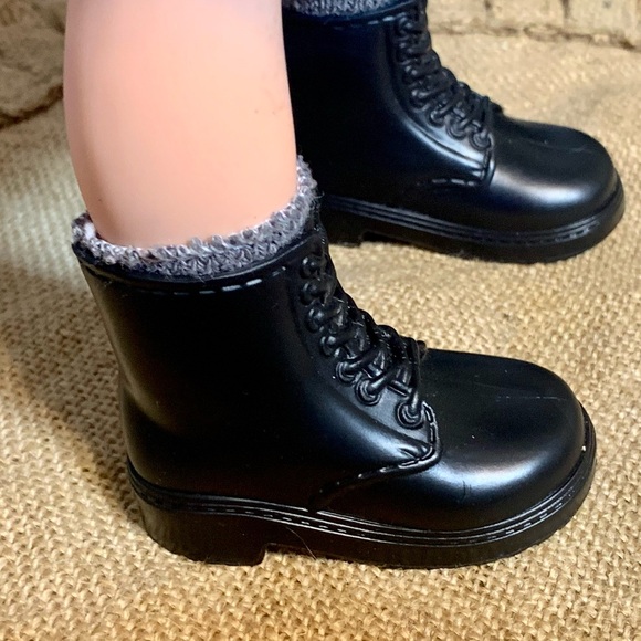 Journey Girls KELSEY 18" Doll Red Curly Ling Hair Green Eyes Freckles Like New - Picture 6 of 12